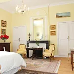 Bed & Breakfast Chateau Lamothe Du Prince Noir -