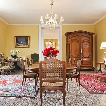 Bed & Breakfast Chateau Lamothe Du Prince Noir -