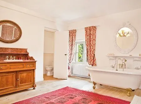 Chateau Lamothe Du Prince Noir - Bed & Breakfast *